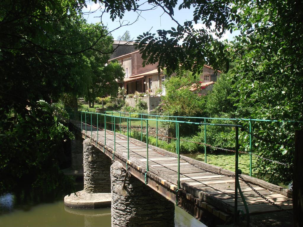 Villa Le Moulin Neuf Beaupréau-en-Mauges Zimmer foto
